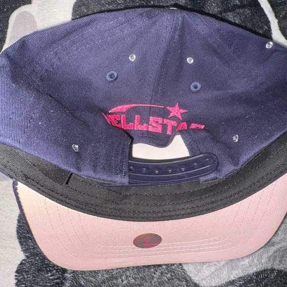 Hellstar OG Logo Rhinestone SnapBack - Picture 6 of 10